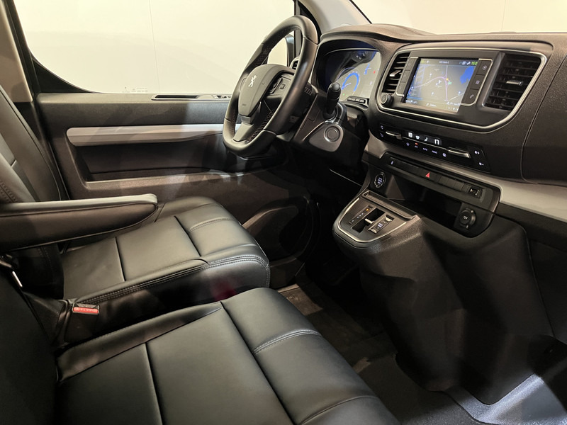 Peugeot e-Expert EV L3 DC Dubbel Cabine 75 kWh / 2X Schuifdeur / Trekhaak / Camera / Leder / CarPlay / Navigatie / Clima / Cruise / 49.300 KM !! - כלי רכב מסחרי קטן, כלי רכב מסחרי קומבי: תמונה 3 Peugeot e-Expert EV L3 DC Dubbel Cabine 75 kWh / 2X Schuifdeur / Trekhaak / Camera / Leder / CarPlay / Navigatie / Clima / Cruise / 49.300 KM !! - כלי רכב מסחרי קטן, כלי רכב מסחרי קומבי: תמונה 3