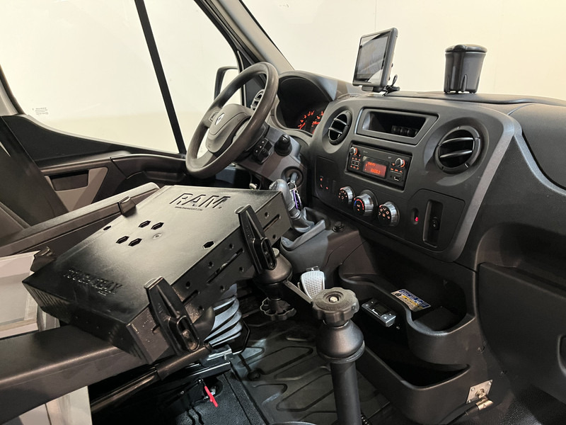 Renault Master 2.3 dCi L2H2 130 PK Servicebus / Aluca Inrichting / Euro 6 / Luchtvering / 220V. / Trekhaak / Airco / Cruise Control / Camera / 90.400 KM !! - כלי רכב מסחרי עם לוח: תמונה 3 Renault Master 2.3 dCi L2H2 130 PK Servicebus / Aluca Inrichting / Euro 6 / Luchtvering / 220V. / Trekhaak / Airco / Cruise Control / Camera / 90.400 KM !! - כלי רכב מסחרי עם לוח: תמונה 3