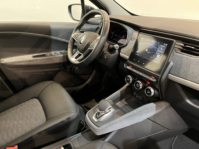 Renault ZOE R110 Experience 52 kWh (Huuraccu) / CarPlay / Camera / Airco / Cruise Control / LMV / Navigatie / 11.000 KM !! Prijs ex BTW € 11.500,- - האצ'בק: תמונה 4 Renault ZOE R110 Experience 52 kWh (Huuraccu) / CarPlay / Camera / Airco / Cruise Control / LMV / Navigatie / 11.000 KM !! Prijs ex BTW € 11.500,- - האצ'בק: תמונה 4