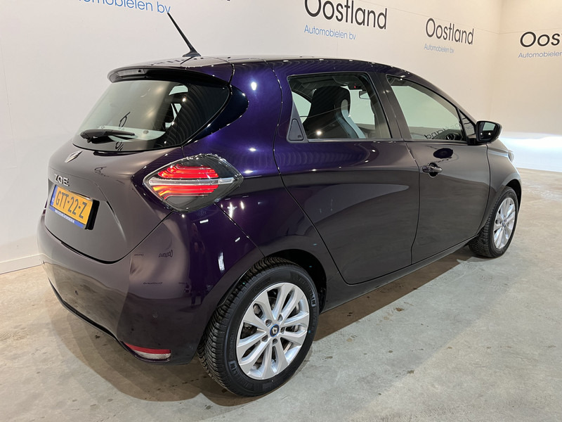 מכונית Renault ZOE R110 Experience 52 kWh (Huuraccu) / CarPlay / Camera / Airco / Cruise Control / LMV / Navigatie / 11.000 KM !! Prijs ex BTW € 11.500,-: תמונה 18