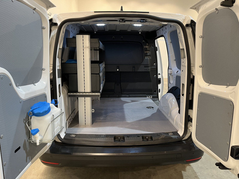 Volkswagen Caddy 2.0 TDI Comfort 123 PK DSG Automaat Servicebus / Sortimo Inrichting / Euro 6 / Airco / Cruise Control / Camera / CarPlay / Navigatie - כלי רכב מסחרי קטן: תמונה 4 Volkswagen Caddy 2.0 TDI Comfort 123 PK DSG Automaat Servicebus / Sortimo Inrichting / Euro 6 / Airco / Cruise Control / Camera / CarPlay / Navigatie - כלי רכב מסחרי קטן: תמונה 4