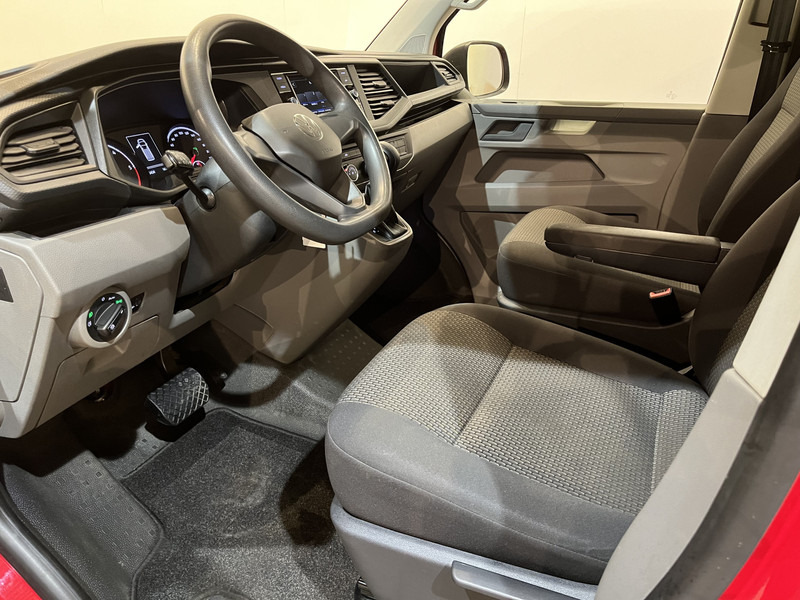 הַחכָּרָה Volkswagen Transporter 2.0 TDI L1H1 150 PK Automaat / Airco / Cruise Control / CarPlay / PDC / Trekhaak / Klep Volkswagen Transporter 2.0 TDI L1H1 150 PK Automaat / Airco / Cruise Control / CarPlay / PDC / Trekhaak / Klep: תמונה 5