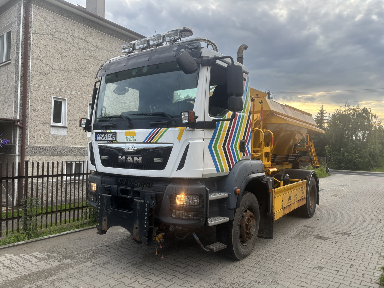 MAN TGM 18.290 4X4 BB GRITTER/SPREADER/PLOUGH - מפלסת שלג: תמונה 1 MAN TGM 18.290 4X4 BB GRITTER/SPREADER/PLOUGH - מפלסת שלג: תמונה 1