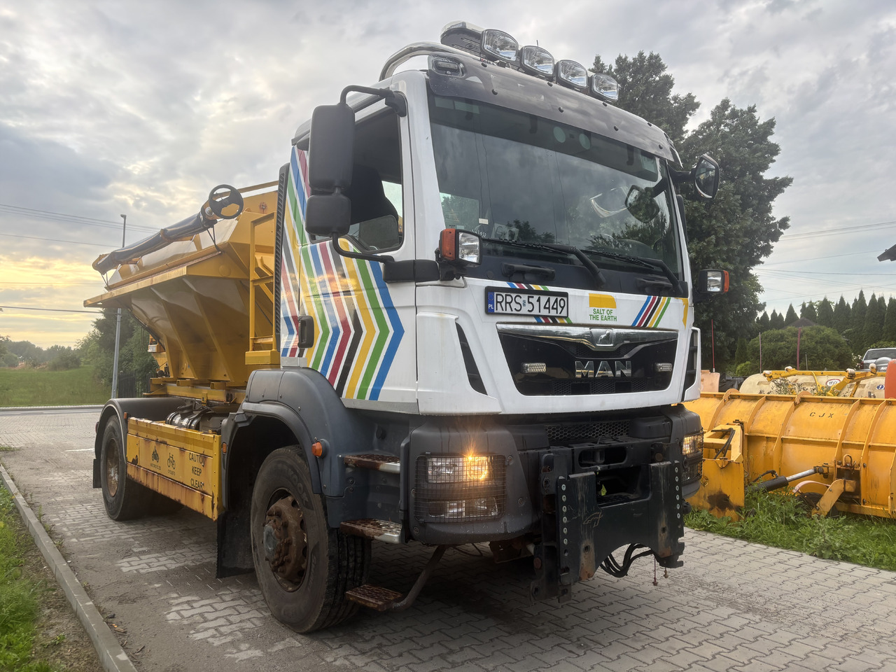 MAN TGM 18.290 4X4 BB GRITTER/SPREADER/PLOUGH - מפלסת שלג: תמונה 3 MAN TGM 18.290 4X4 BB GRITTER/SPREADER/PLOUGH - מפלסת שלג: תמונה 3