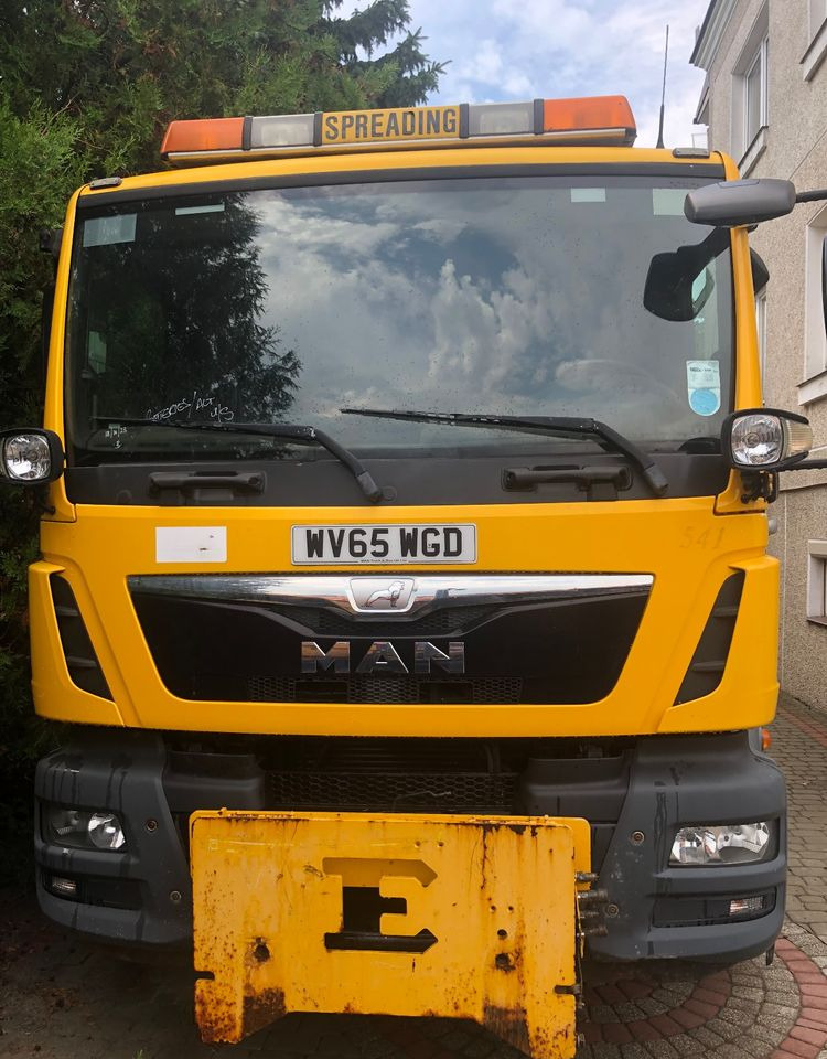 MAN TGM 26.290 piaskarka solarka schmidt 6x4 euro6 - כלי רכב עירוני/ מיוחד, משאית: תמונה 3 MAN TGM 26.290 piaskarka solarka schmidt 6x4 euro6 - כלי רכב עירוני/ מיוחד, משאית: תמונה 3