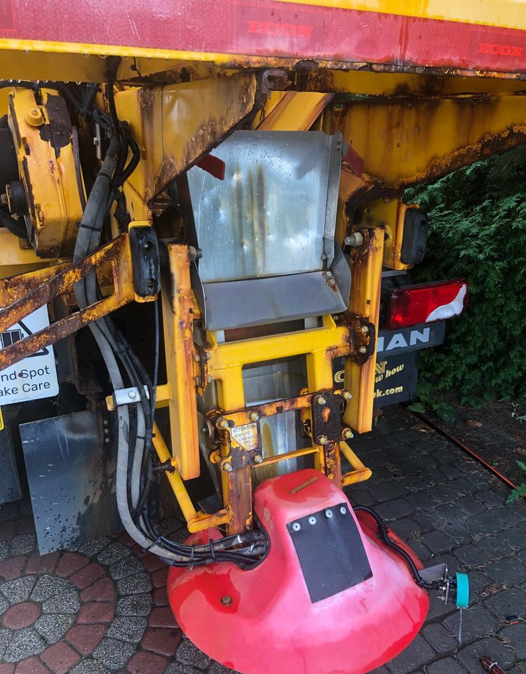 MAN TGM 26.290 piaskarka solarka schmidt 6x4 euro6 - כלי רכב עירוני/ מיוחד, משאית: תמונה 5 MAN TGM 26.290 piaskarka solarka schmidt 6x4 euro6 - כלי רכב עירוני/ מיוחד, משאית: תמונה 5