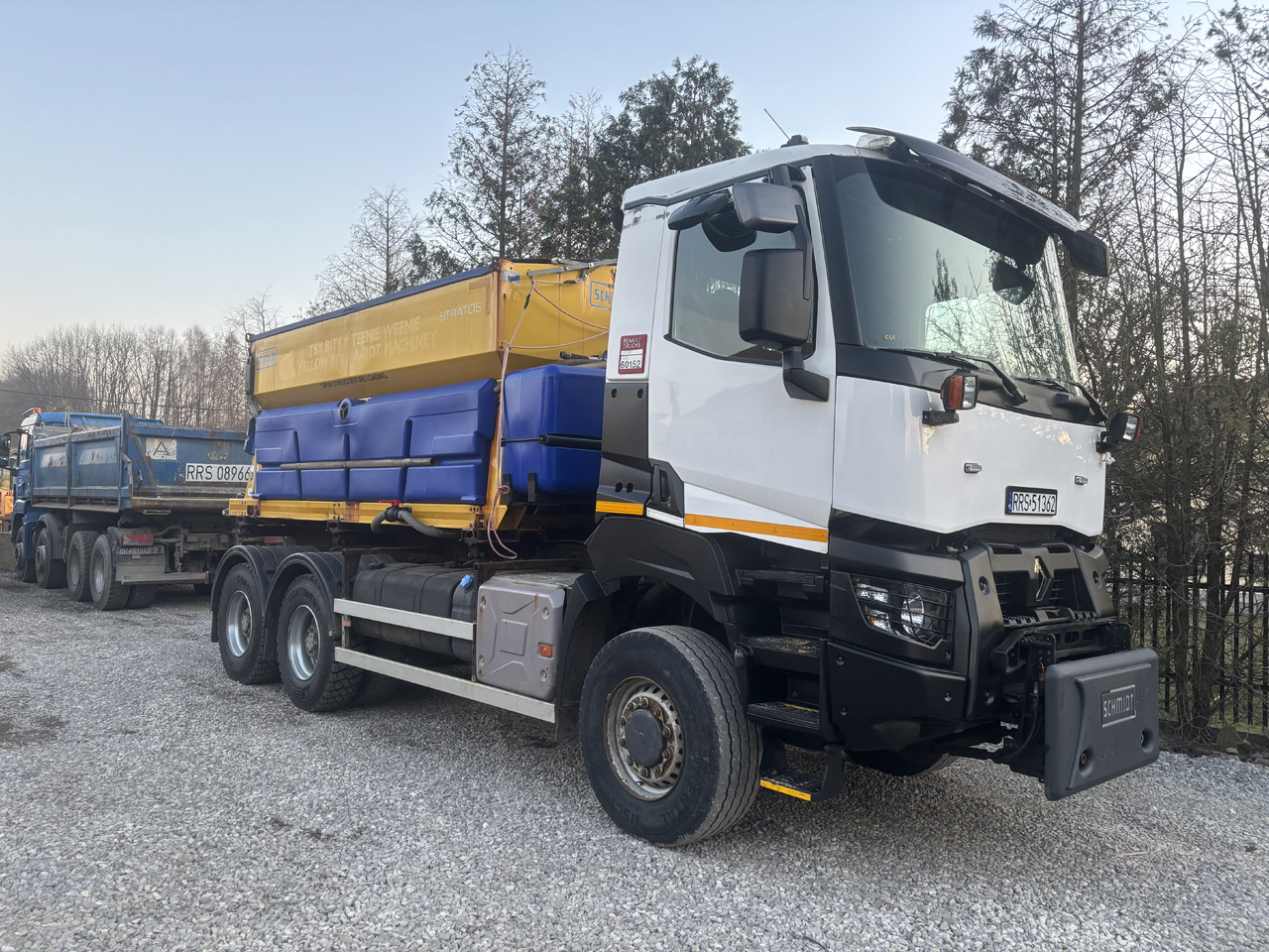 RENAULT K380 6x6 K380 6x6 SCHMIDT STRATOS III GRITTER/SPREADER PLOUGH - מפלסת שלג: תמונה 1 RENAULT K380 6x6 K380 6x6 SCHMIDT STRATOS III GRITTER/SPREADER PLOUGH - מפלסת שלג: תמונה 1