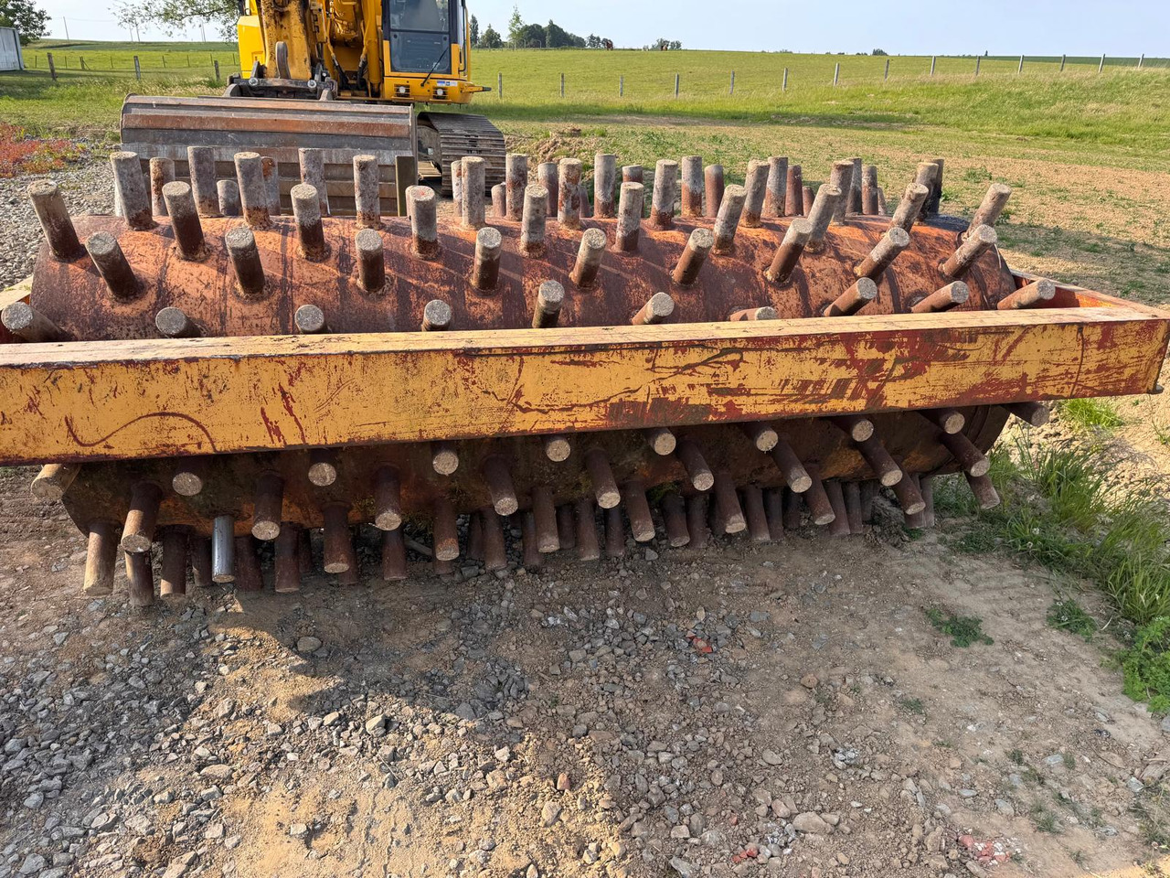 Rouleau compacteur tractable - רולר חקלאי: תמונה 2 Rouleau compacteur tractable - רולר חקלאי: תמונה 2