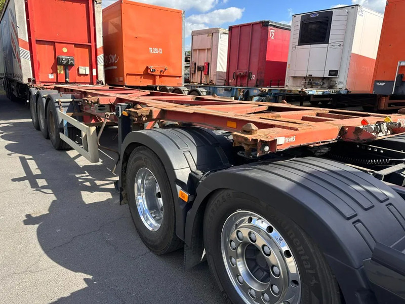 DESOT 3 x containerchassis 20-30ft - סמיטריילר מוביל מכולות/ החלפת גוף: תמונה 2 DESOT 3 x containerchassis 20-30ft - סמיטריילר מוביל מכולות/ החלפת גוף: תמונה 2