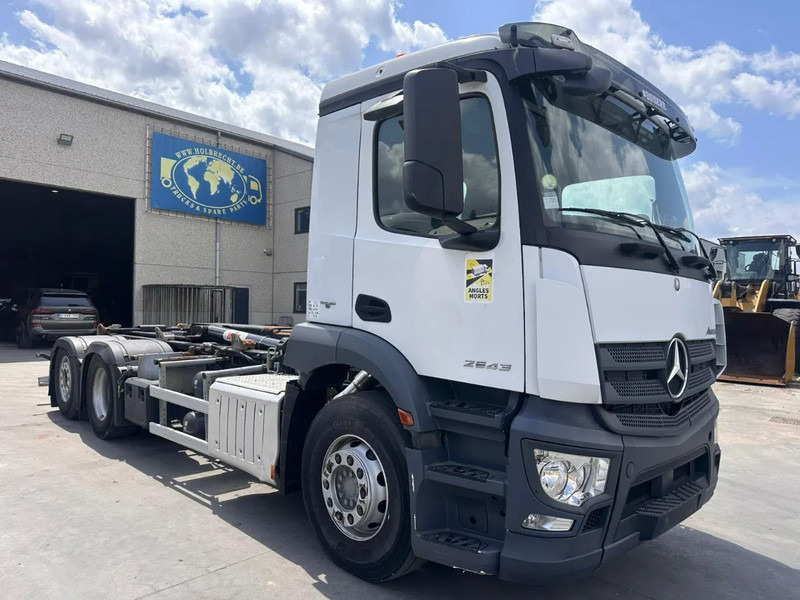 Mercedes-Benz Antos 2543 Hyva - משאית הרמת וו: תמונה 2 Mercedes-Benz Antos 2543 Hyva - משאית הרמת וו: תמונה 2