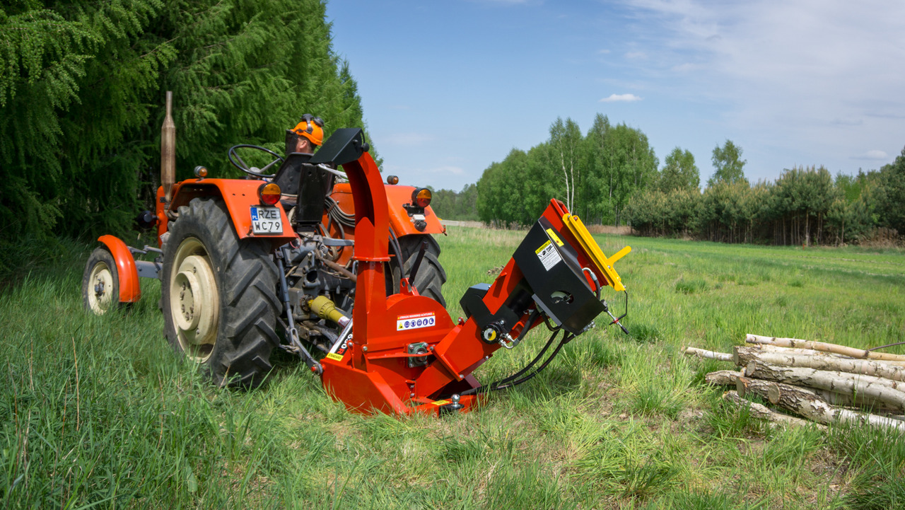 REMET RT630R - מגרסת עץ: תמונה 1 REMET RT630R - מגרסת עץ: תמונה 1