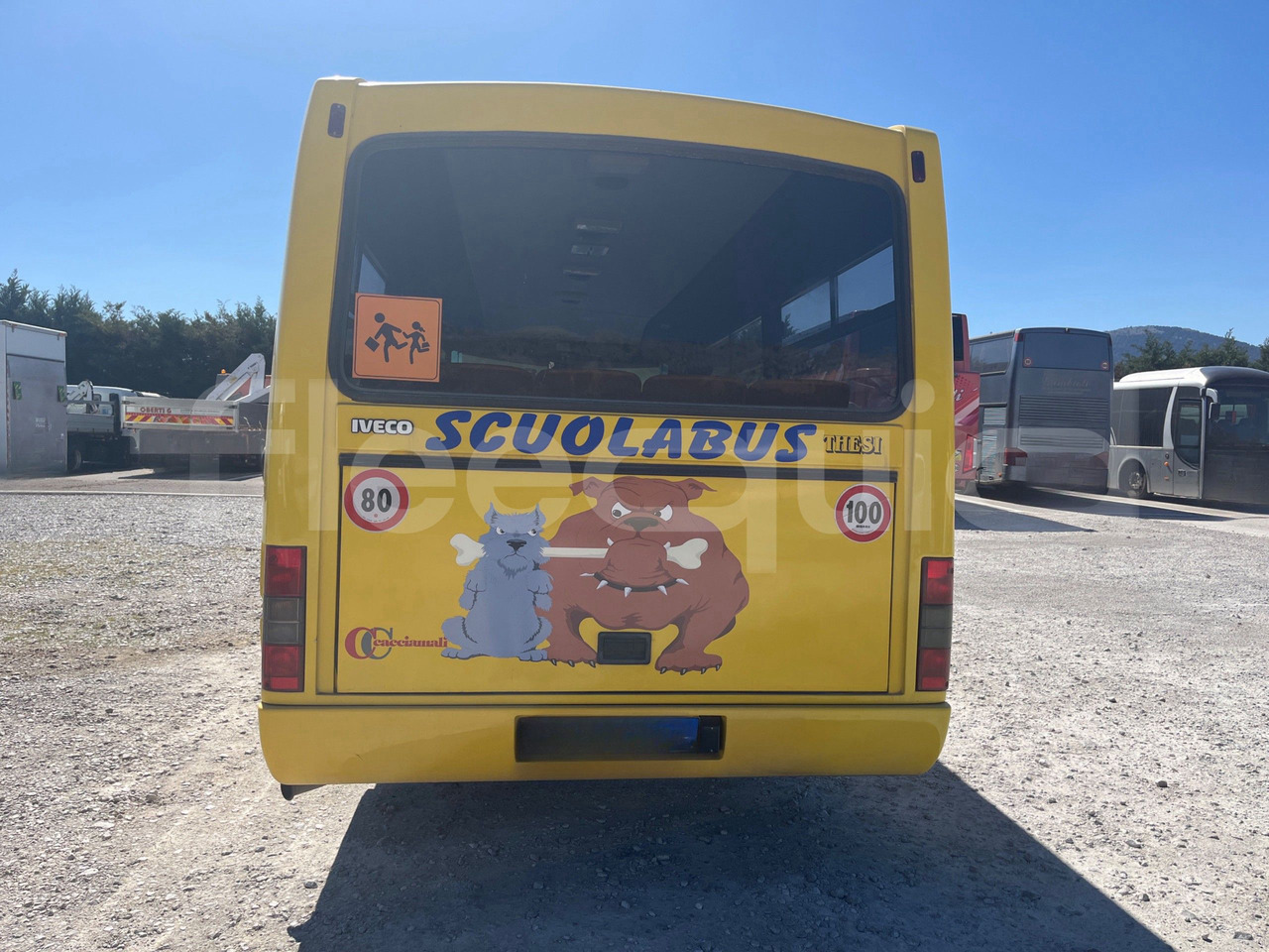 Bundle di 4 mezzi Iveco - Cacciamali Iveco - Cacciamali Iveco - Cacciamali Iveco - A50 - אוטובוס בית ספר: תמונה 5 Bundle di 4 mezzi Iveco - Cacciamali Iveco - Cacciamali Iveco - Cacciamali Iveco - A50 - אוטובוס בית ספר: תמונה 5