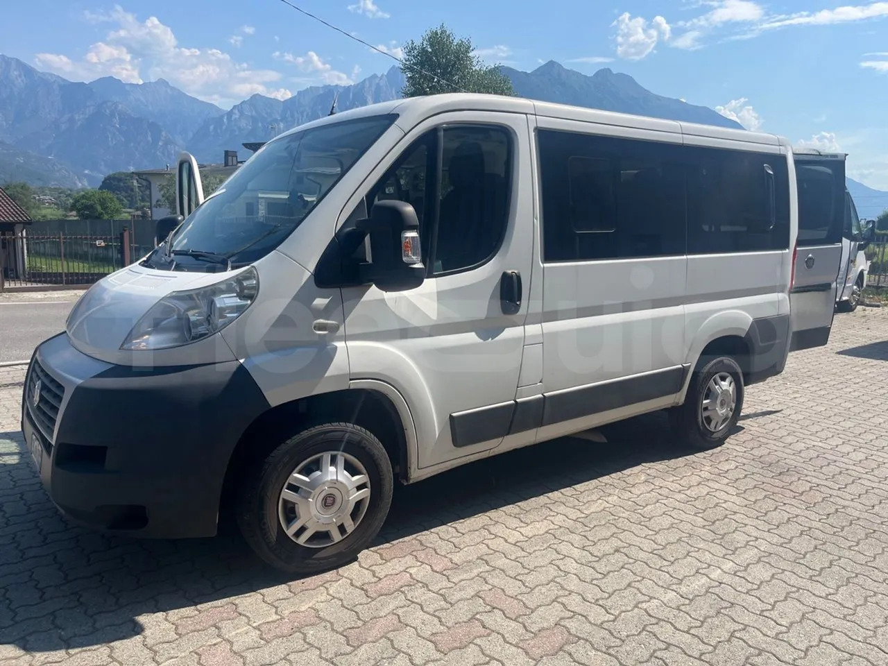 Fiat Ducato - מיניבוס, כלי רכב מסחרי לנוסעים: תמונה 5 Fiat Ducato - מיניבוס, כלי רכב מסחרי לנוסעים: תמונה 5