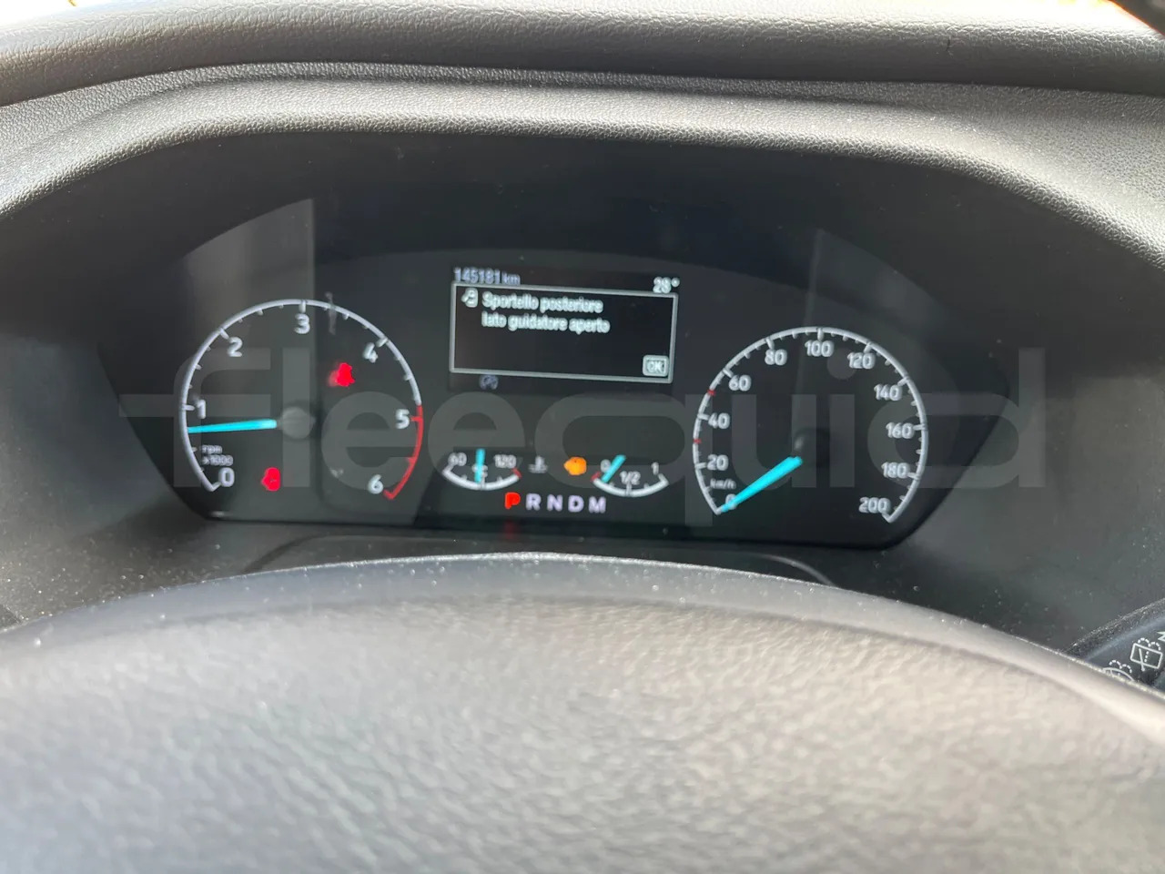 Ford Tourneo Custom - מיניבוס, כלי רכב מסחרי לנוסעים: תמונה 3 Ford Tourneo Custom - מיניבוס, כלי רכב מסחרי לנוסעים: תמונה 3