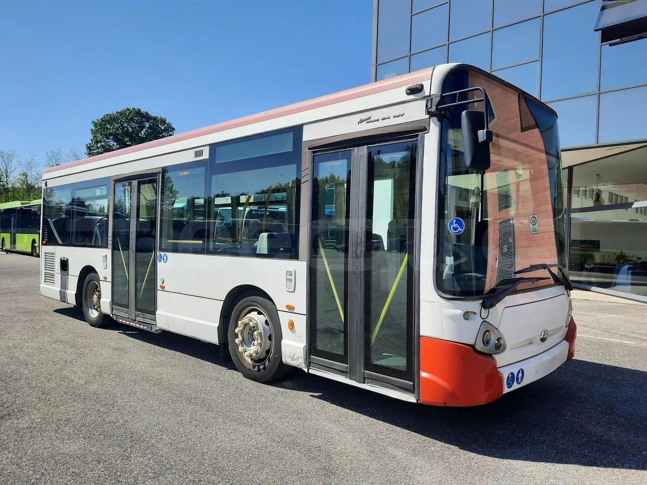 Heuliez GX127 - אוטובוס עירוני: תמונה 1 Heuliez GX127 - אוטובוס עירוני: תמונה 1
