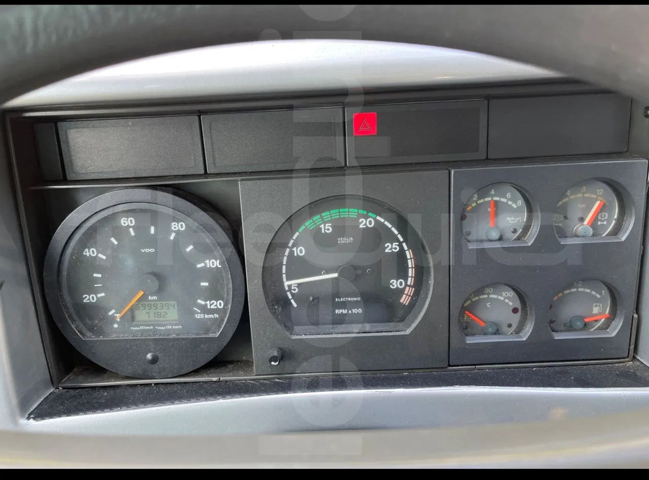 Irisbus Domino Orlandi 2001 - אוטובוס בין עירוני: תמונה 3 Irisbus Domino Orlandi 2001 - אוטובוס בין עירוני: תמונה 3