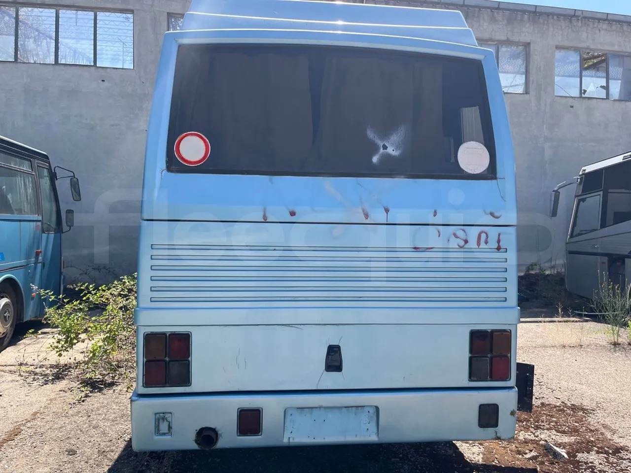 Iveco 315.8.17 - Menarini - אוטובוס בין עירוני: תמונה 3 Iveco 315.8.17 - Menarini - אוטובוס בין עירוני: תמונה 3