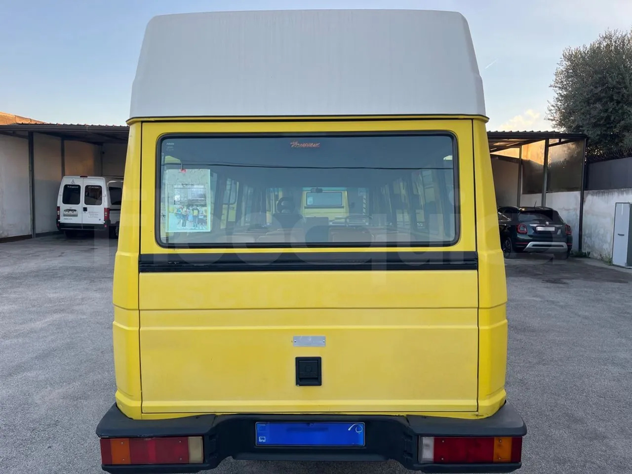 Iveco A45E10 - אוטובוס בית ספר: תמונה 5 Iveco A45E10 - אוטובוס בית ספר: תמונה 5