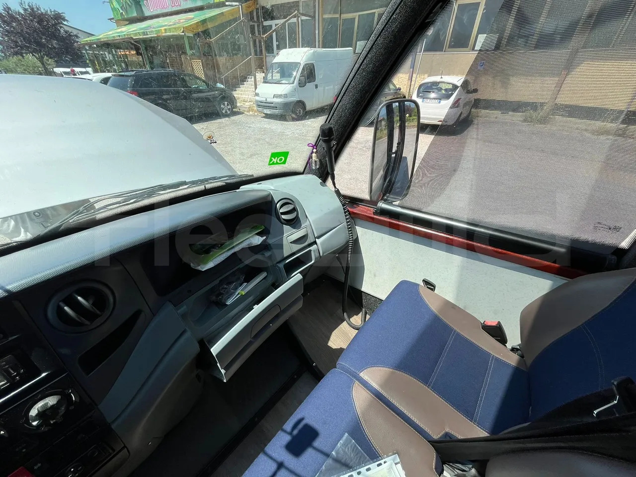 Iveco A65C/E4/27 - אוטובוס בין עירוני: תמונה 3 Iveco A65C/E4/27 - אוטובוס בין עירוני: תמונה 3