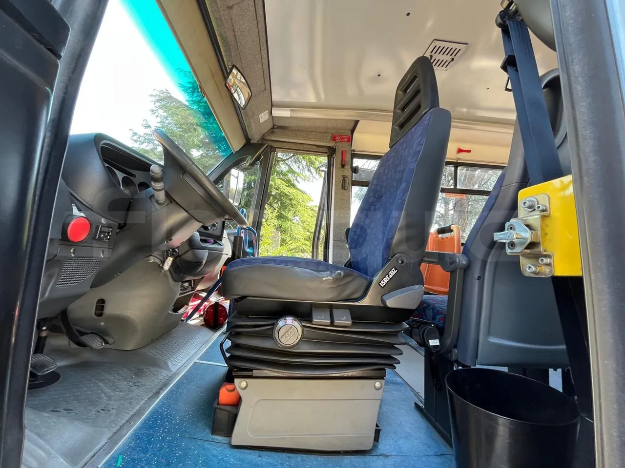 אוטובוס בית ספר Iveco Cacciamali: תמונה 19