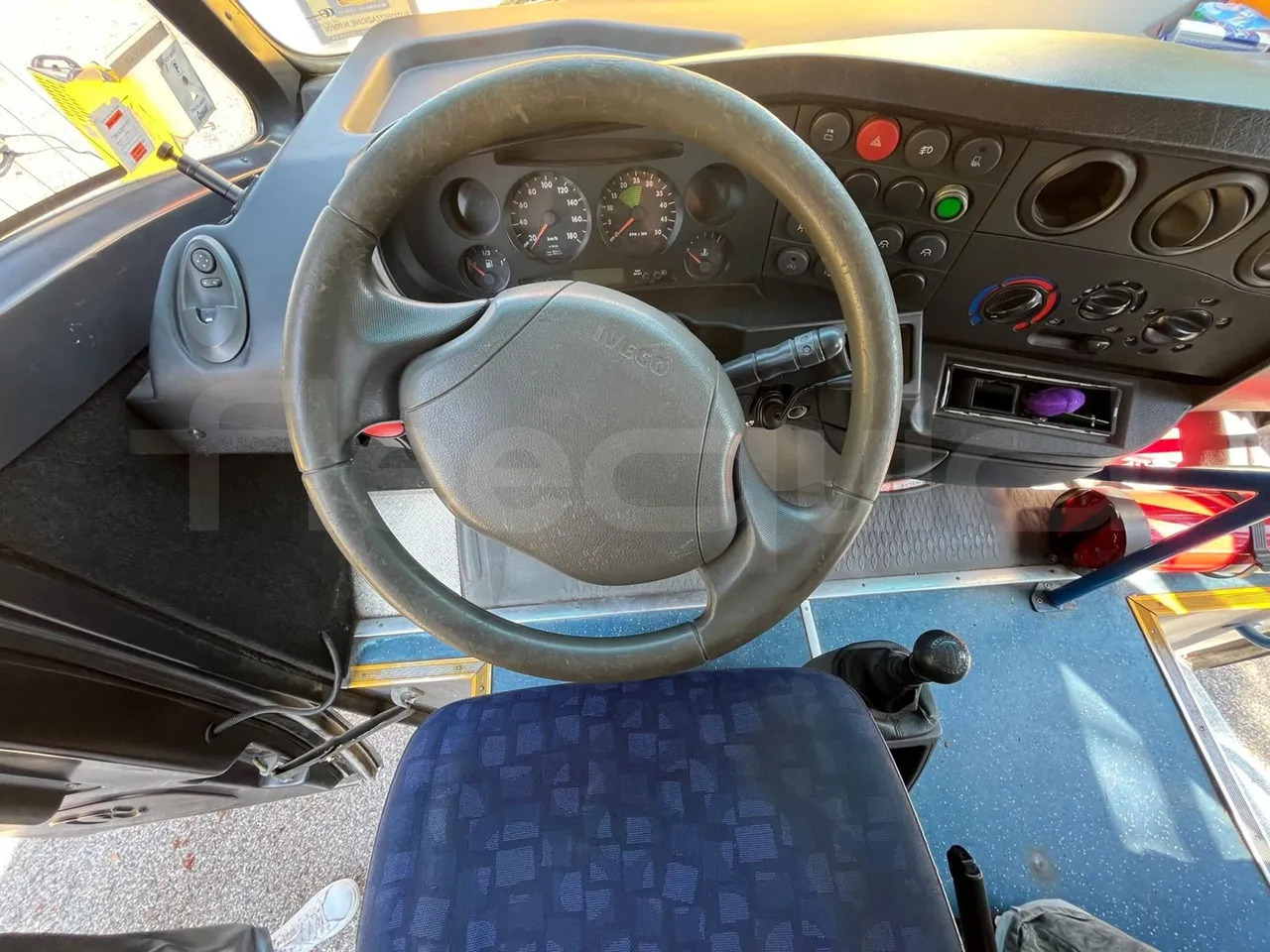 אוטובוס בית ספר Iveco Cacciamali: תמונה 10