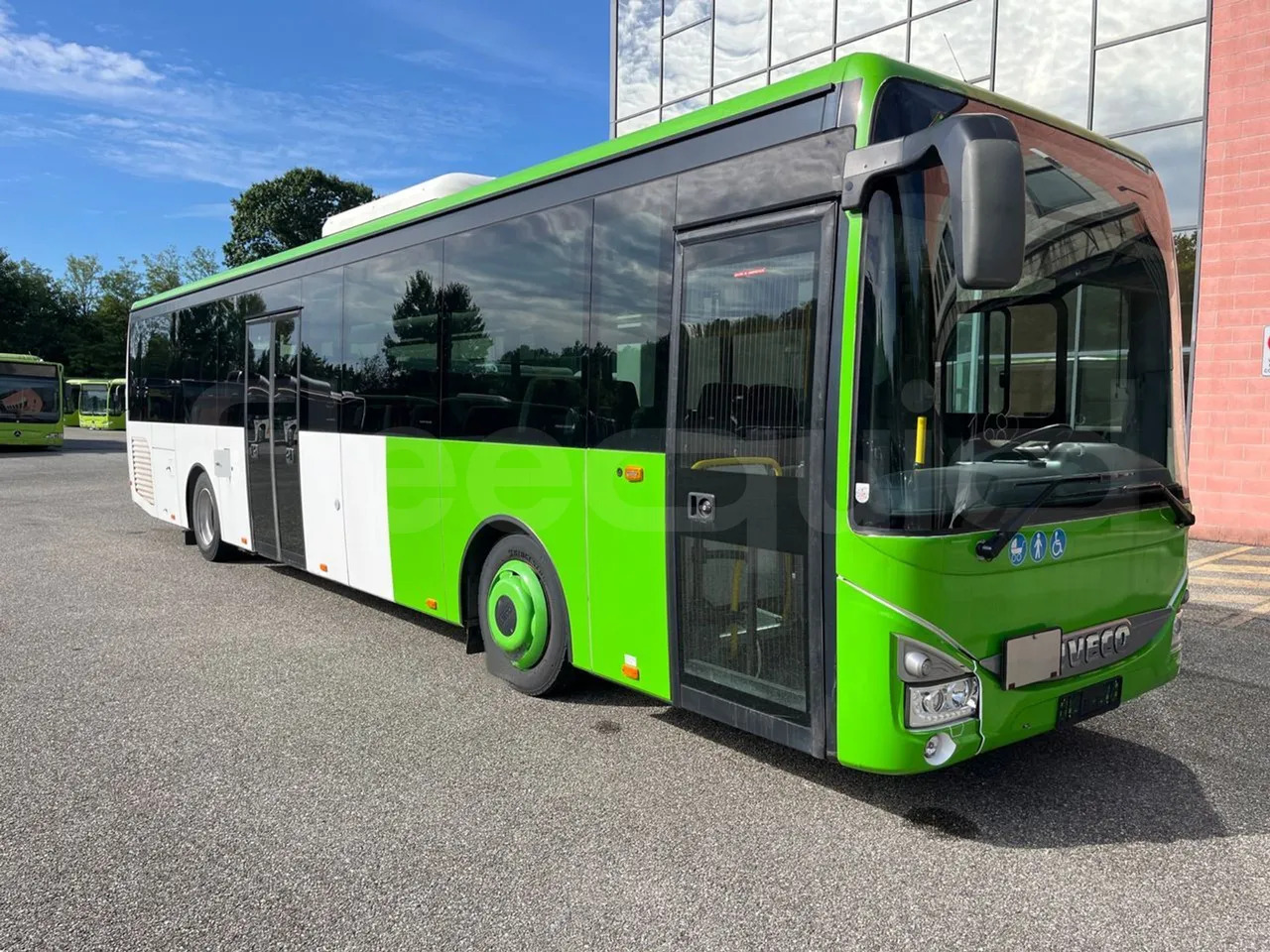 Iveco Crossway Low Entry - אוטובוס עירוני: תמונה 1 Iveco Crossway Low Entry - אוטובוס עירוני: תמונה 1