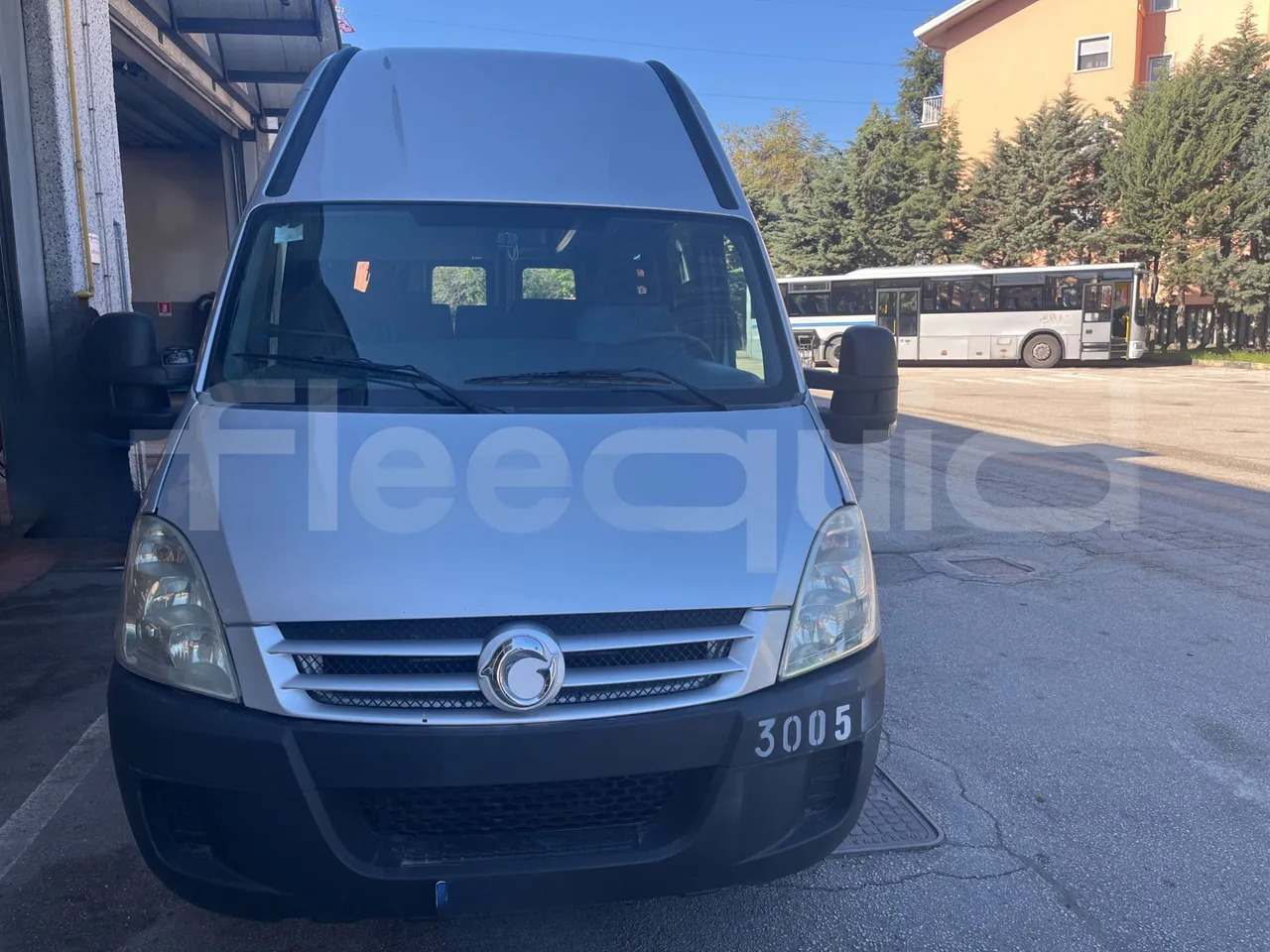 Iveco Daily - מיניבוס, כלי רכב מסחרי לנוסעים: תמונה 2 Iveco Daily - מיניבוס, כלי רכב מסחרי לנוסעים: תמונה 2