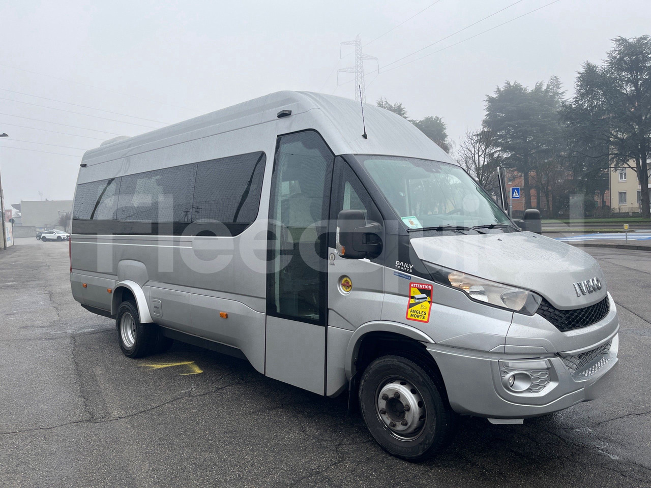 Iveco Daily - מיניבוס, כלי רכב מסחרי לנוסעים: תמונה 1 Iveco Daily - מיניבוס, כלי רכב מסחרי לנוסעים: תמונה 1