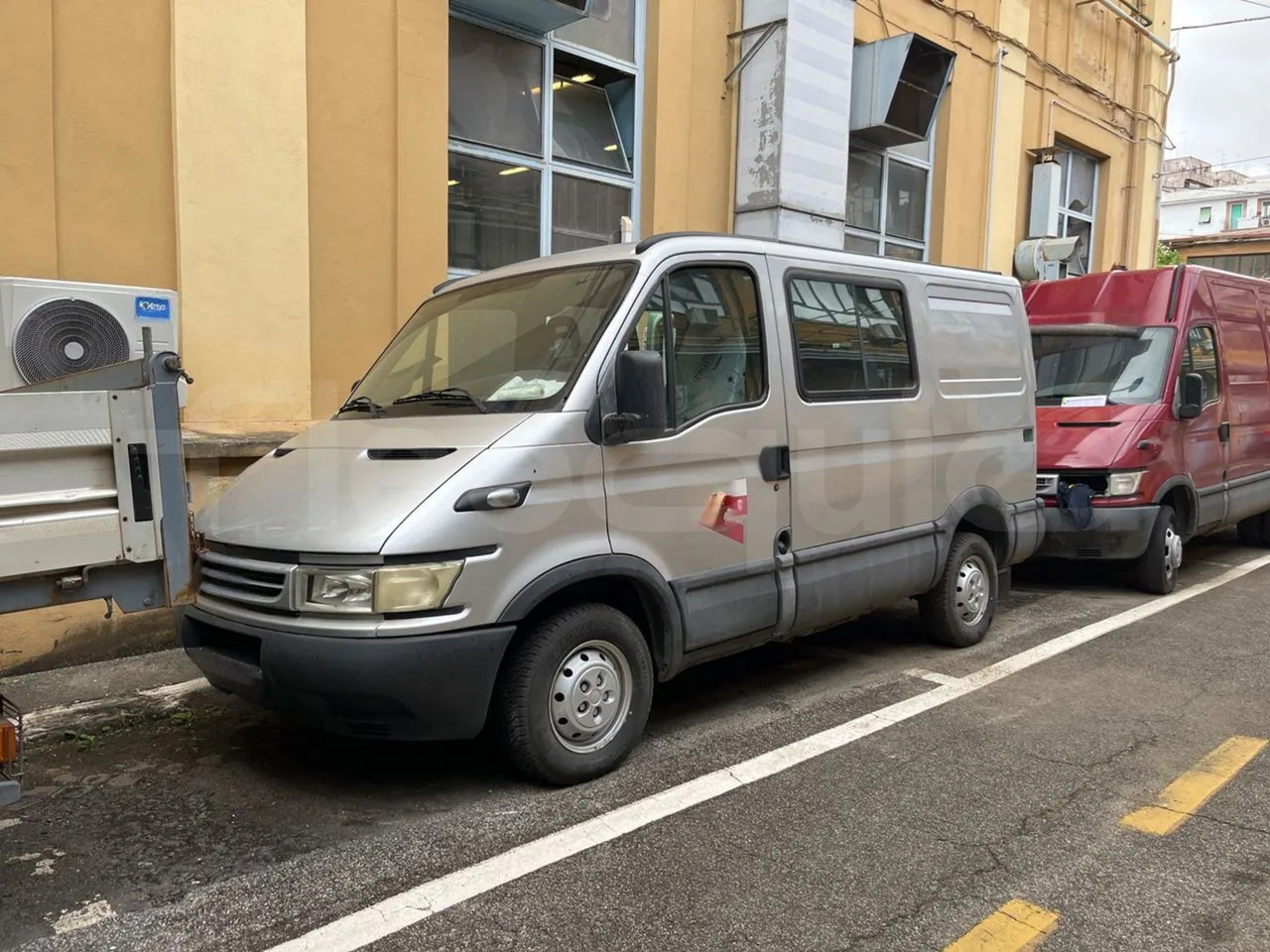 Iveco Daily - מיניבוס, כלי רכב מסחרי לנוסעים: תמונה 3 Iveco Daily - מיניבוס, כלי רכב מסחרי לנוסעים: תמונה 3