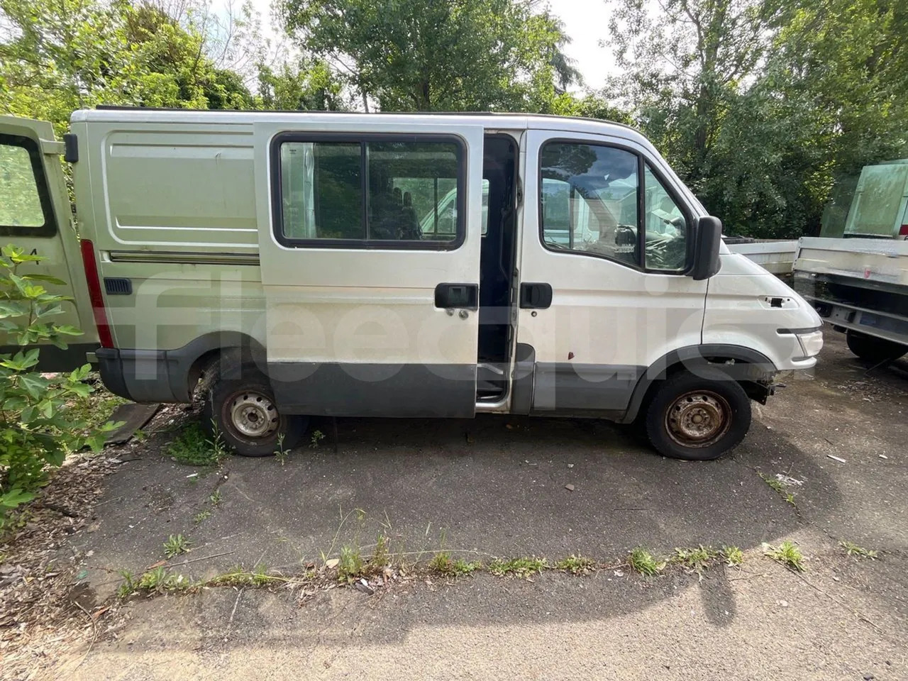 Iveco Daily - מיניבוס, כלי רכב מסחרי לנוסעים: תמונה 4 Iveco Daily - מיניבוס, כלי רכב מסחרי לנוסעים: תמונה 4