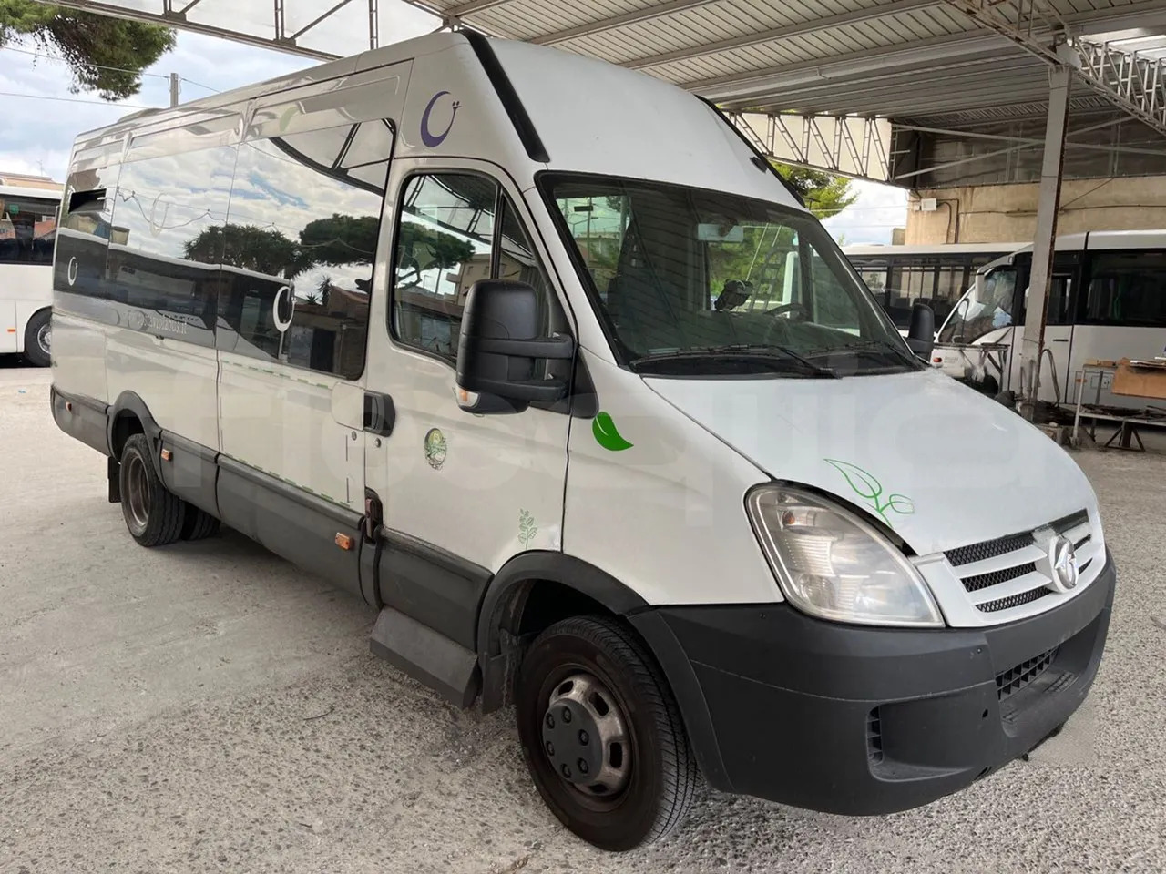 Iveco Daily - אוטובוס בין עירוני: תמונה 1 Iveco Daily - אוטובוס בין עירוני: תמונה 1