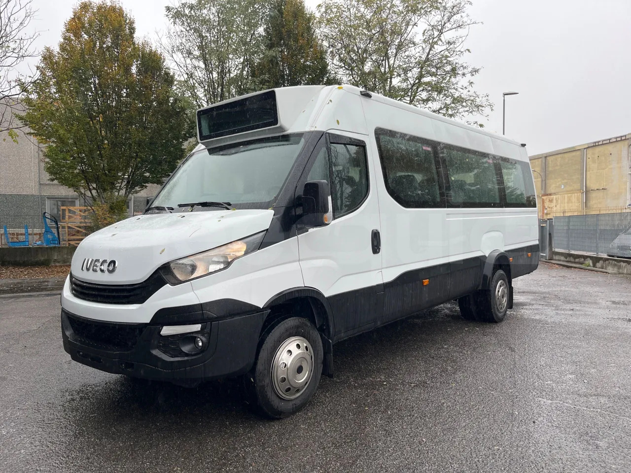 Iveco Daily - אוטובוס פרברים: תמונה 4 Iveco Daily - אוטובוס פרברים: תמונה 4