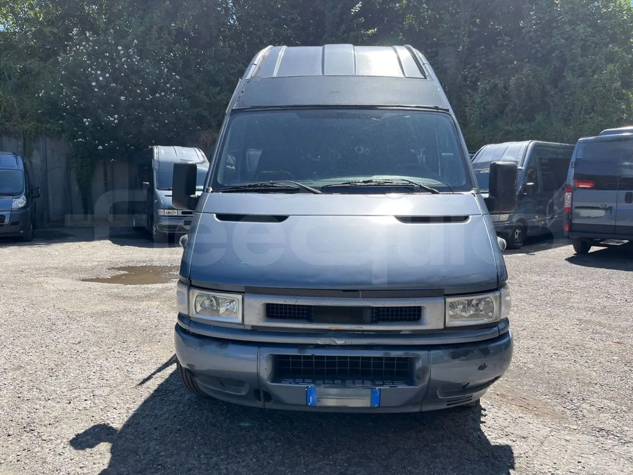 Iveco Daily - מיניבוס, כלי רכב מסחרי לנוסעים: תמונה 2 Iveco Daily - מיניבוס, כלי רכב מסחרי לנוסעים: תמונה 2