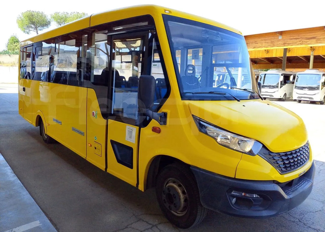 Iveco Indcar - אוטובוס בית ספר: תמונה 1 Iveco Indcar - אוטובוס בית ספר: תמונה 1