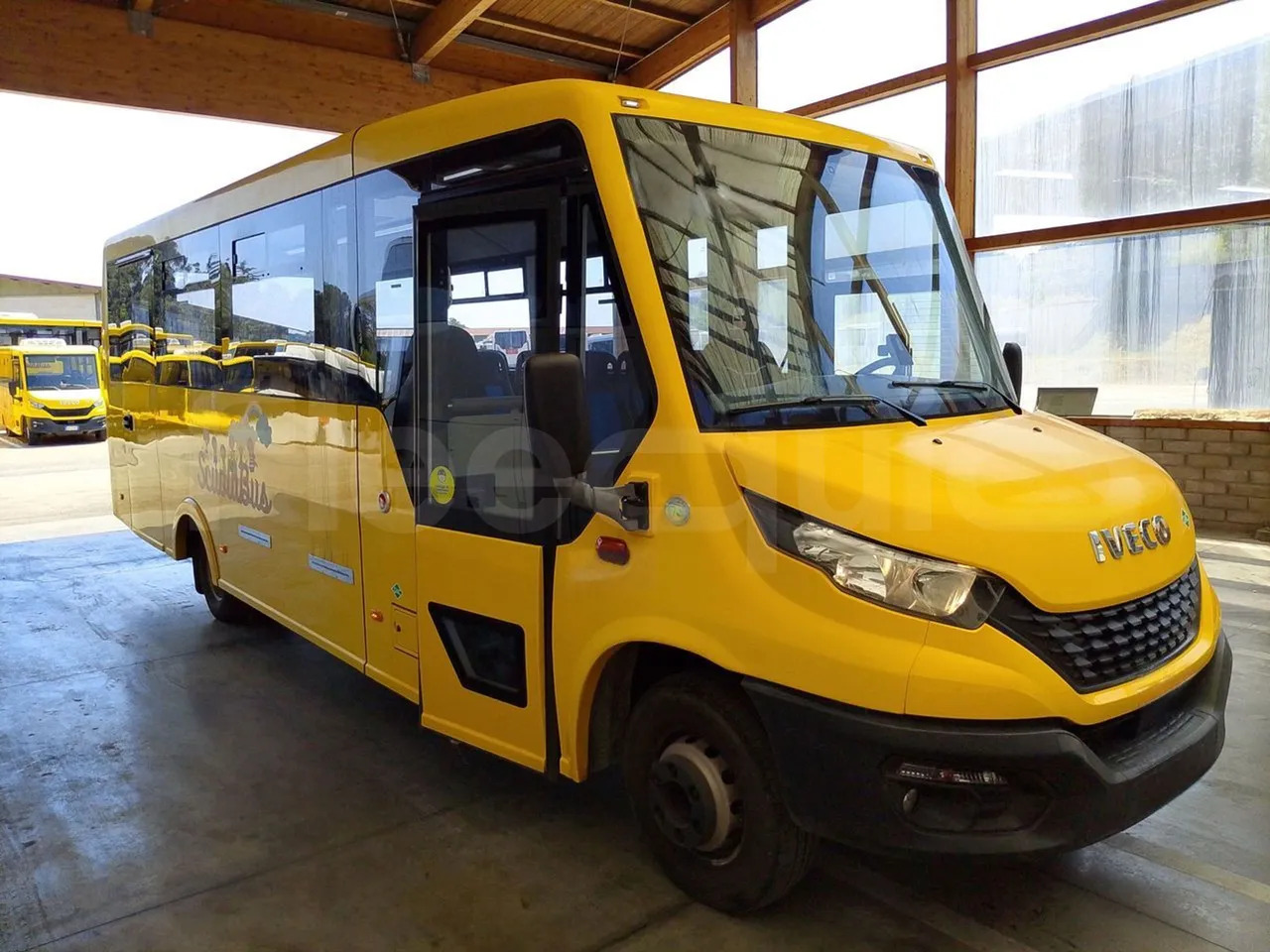 אוטובוס בית ספר Iveco Indcar: תמונה 1