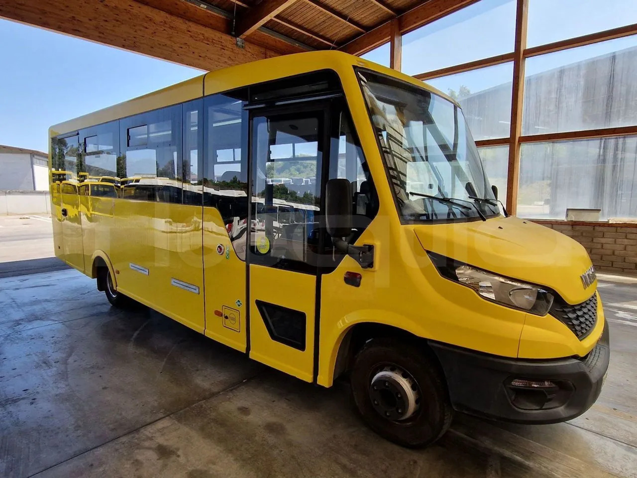 Iveco Indcar - אוטובוס בית ספר: תמונה 1 Iveco Indcar - אוטובוס בית ספר: תמונה 1