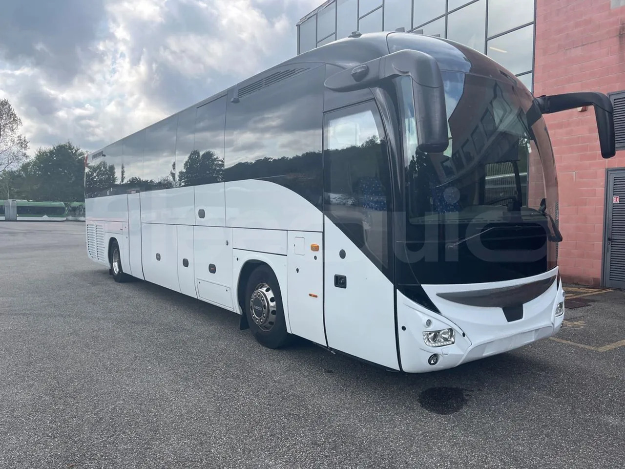 Iveco Magelys - אוטובוס בין עירוני: תמונה 1 Iveco Magelys - אוטובוס בין עירוני: תמונה 1