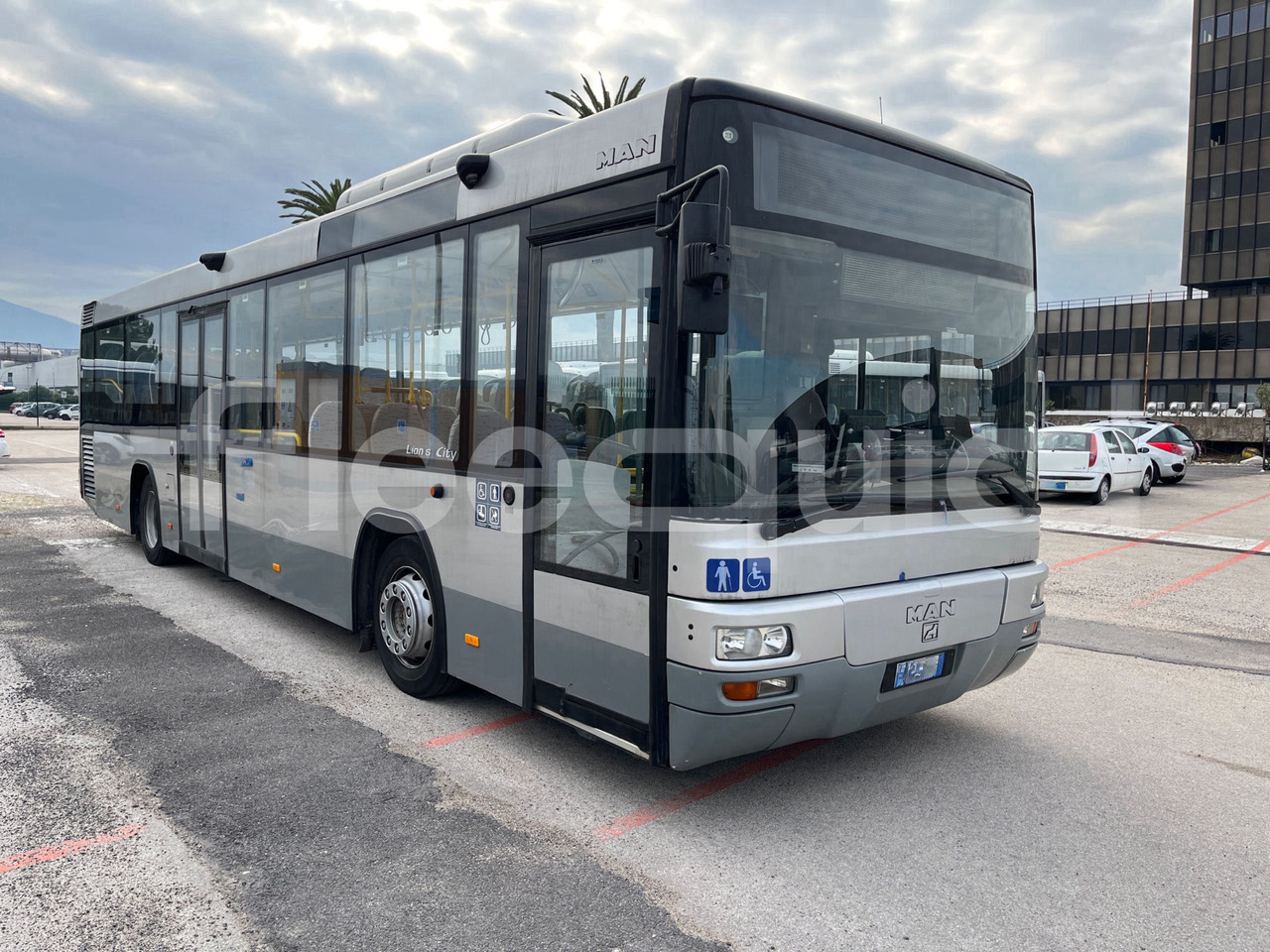 Man Lion's Classic - אוטובוס עירוני: תמונה 1 Man Lion's Classic - אוטובוס עירוני: תמונה 1