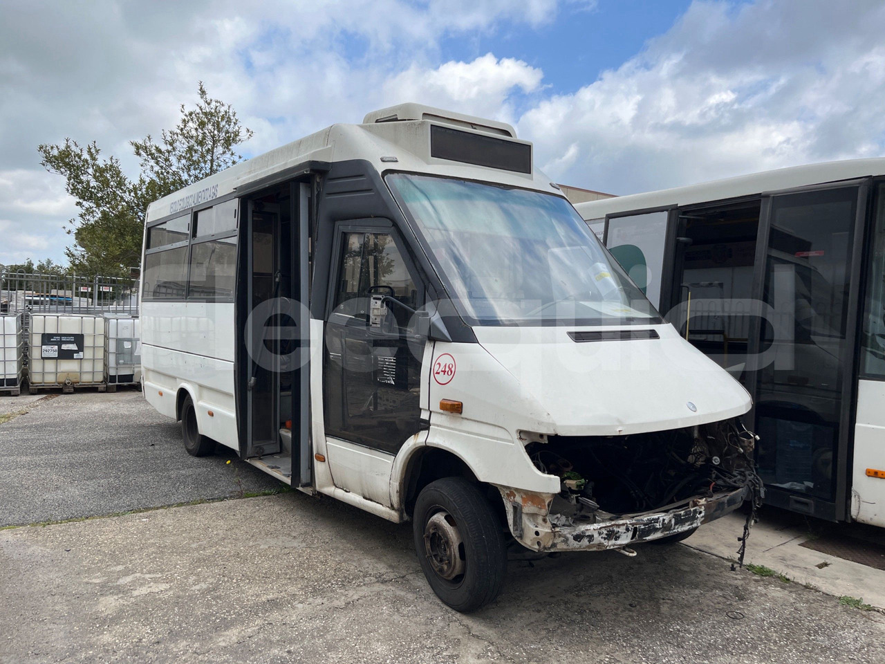 Mercedes-Benz 414T - מיניבוס, כלי רכב מסחרי לנוסעים: תמונה 1 Mercedes-Benz 414T - מיניבוס, כלי רכב מסחרי לנוסעים: תמונה 1