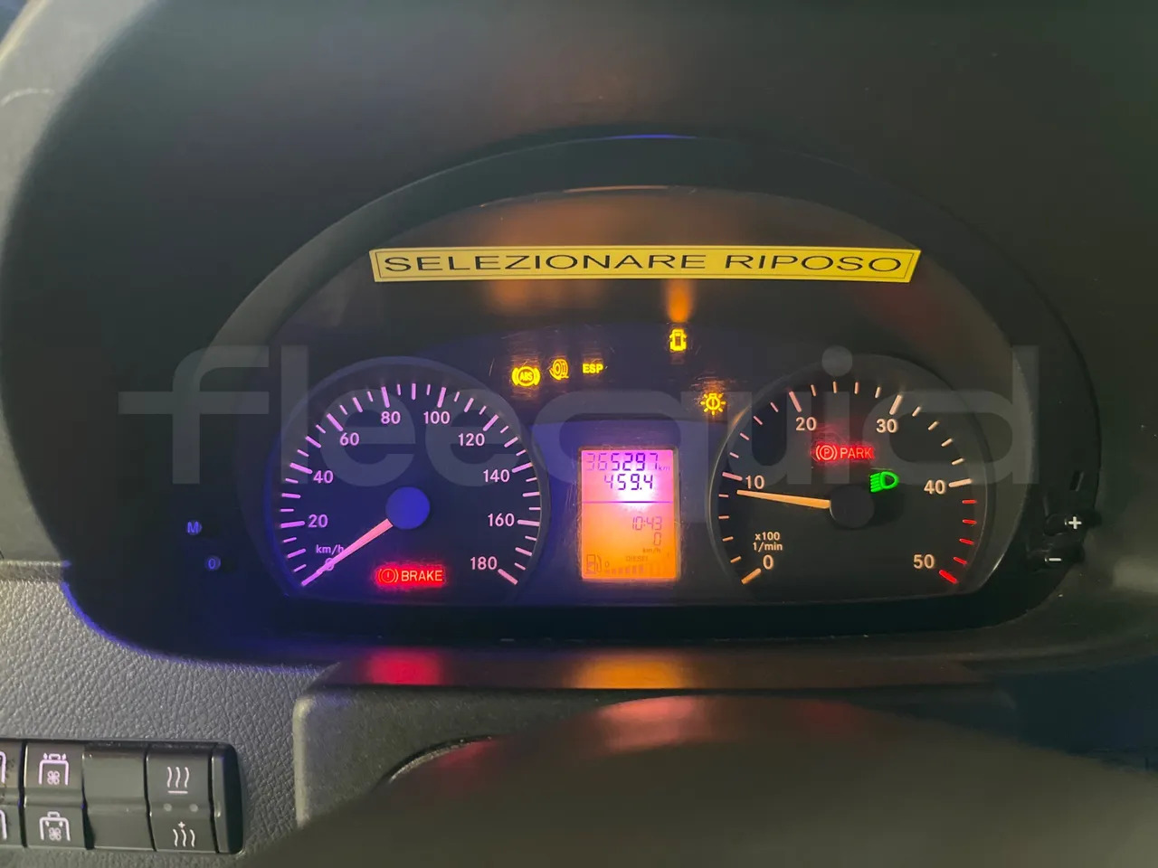 Mercedes-Benz Evobus 0315U - מיניבוס, כלי רכב מסחרי לנוסעים: תמונה 3 Mercedes-Benz Evobus 0315U - מיניבוס, כלי רכב מסחרי לנוסעים: תמונה 3