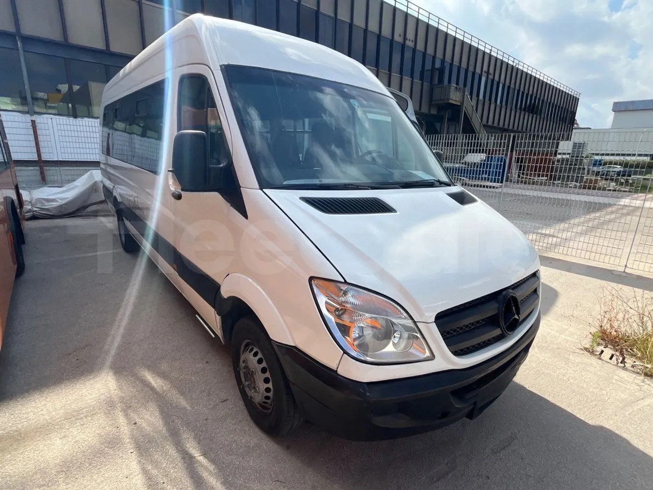 Mercedes-Benz Sprinter - מיניבוס, כלי רכב מסחרי לנוסעים: תמונה 1 Mercedes-Benz Sprinter - מיניבוס, כלי רכב מסחרי לנוסעים: תמונה 1