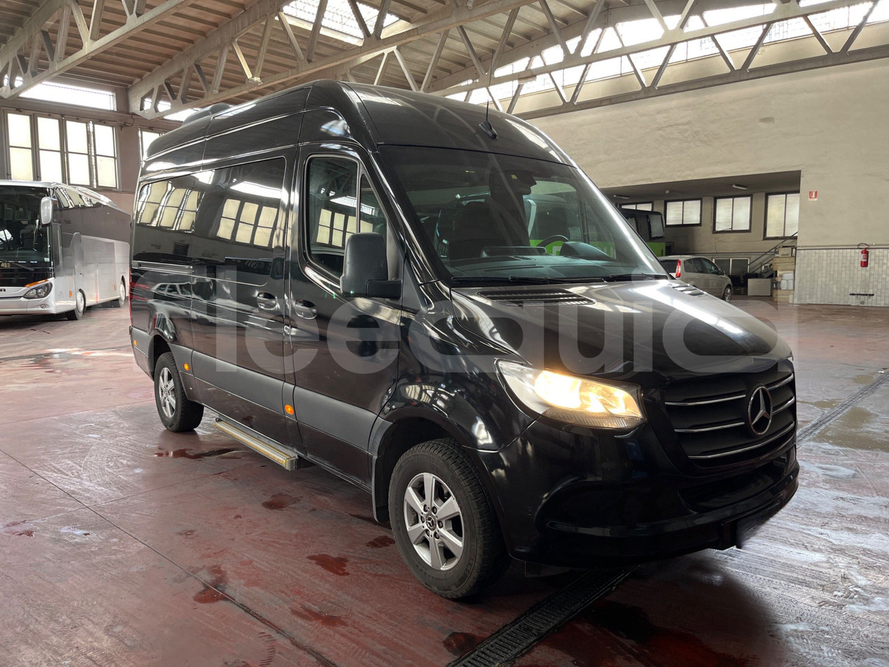 Mercedes-Benz Sprinter - אוטובוס בין עירוני: תמונה 1 Mercedes-Benz Sprinter - אוטובוס בין עירוני: תמונה 1