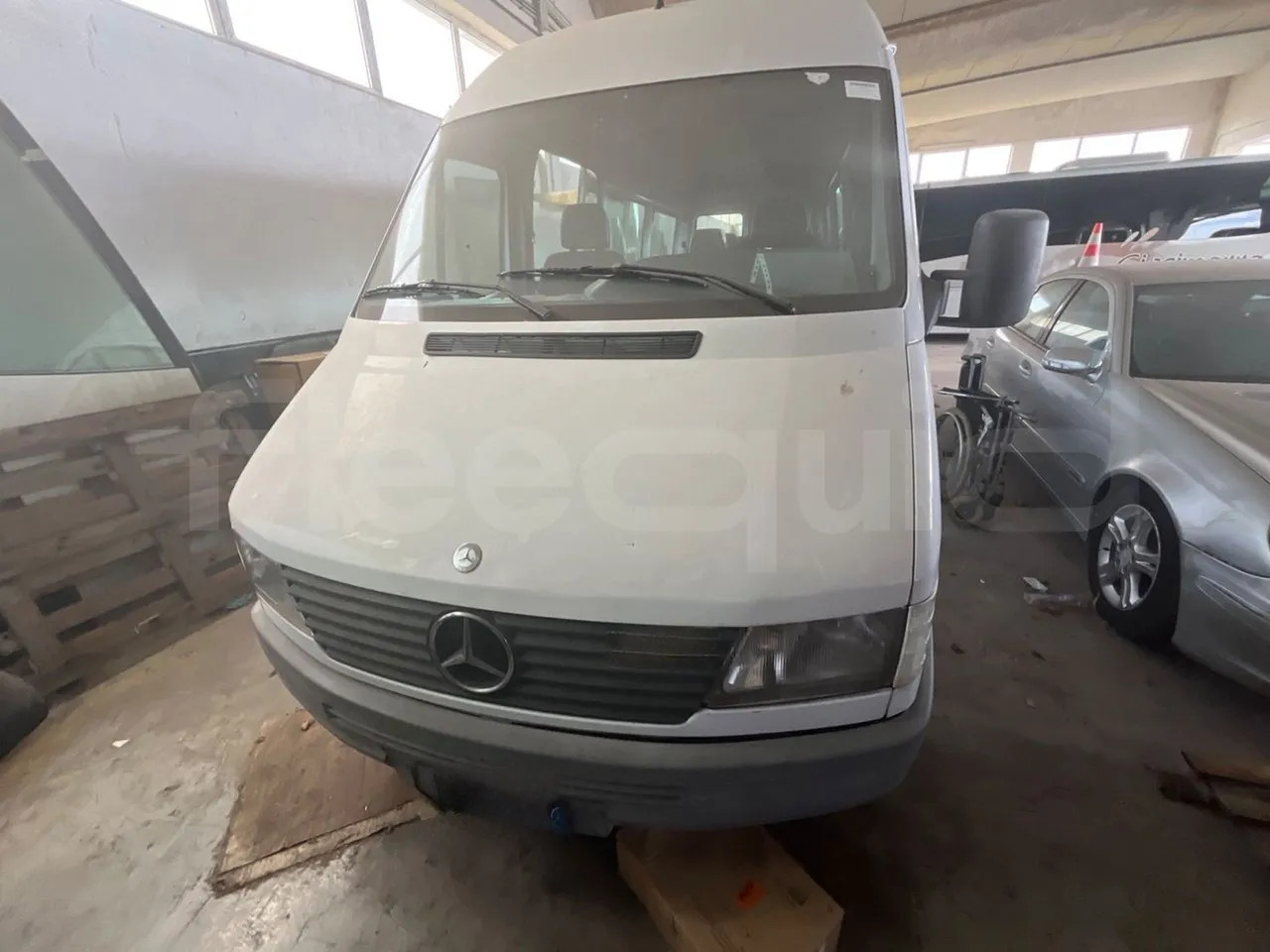 Mercedes-Benz Sprinter - מיניבוס, כלי רכב מסחרי לנוסעים: תמונה 2 Mercedes-Benz Sprinter - מיניבוס, כלי רכב מסחרי לנוסעים: תמונה 2