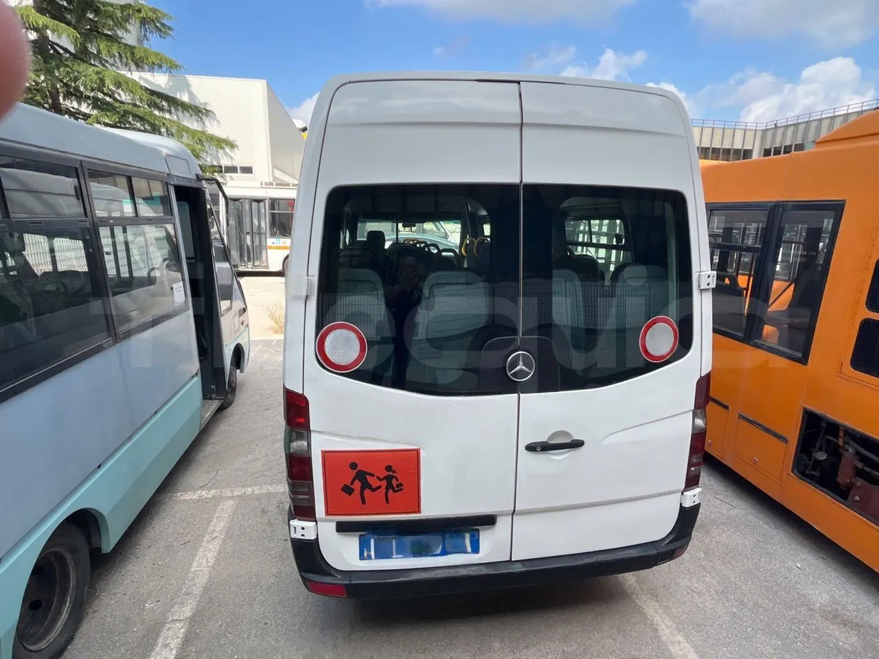 Mercedes-Benz Sprinter - מיניבוס, כלי רכב מסחרי לנוסעים: תמונה 5 Mercedes-Benz Sprinter - מיניבוס, כלי רכב מסחרי לנוסעים: תמונה 5