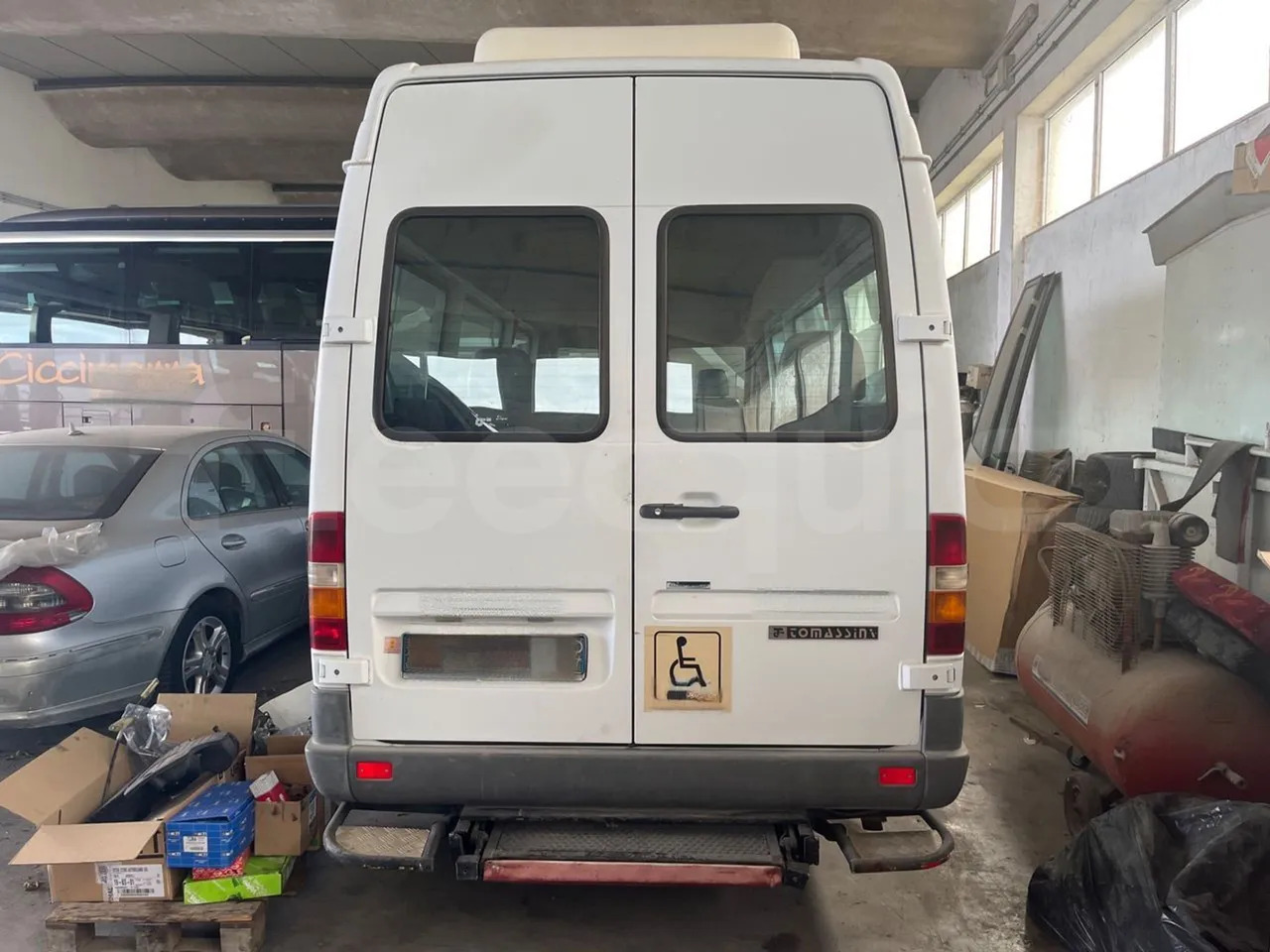 Mercedes-Benz Sprinter - מיניבוס, כלי רכב מסחרי לנוסעים: תמונה 5 Mercedes-Benz Sprinter - מיניבוס, כלי רכב מסחרי לנוסעים: תמונה 5