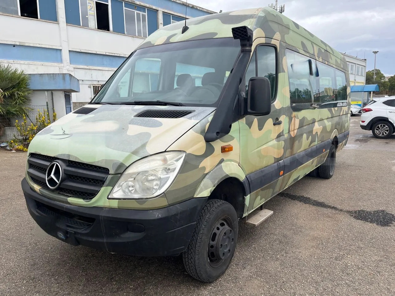 Mercedes-Benz Sprinter - מיניבוס, כלי רכב מסחרי לנוסעים: תמונה 4 Mercedes-Benz Sprinter - מיניבוס, כלי רכב מסחרי לנוסעים: תמונה 4