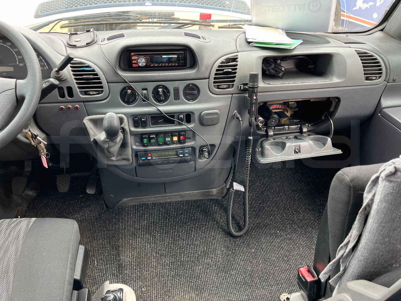 Mercedes-Benz Sprinter - אוטובוס בין עירוני: תמונה 2 Mercedes-Benz Sprinter - אוטובוס בין עירוני: תמונה 2
