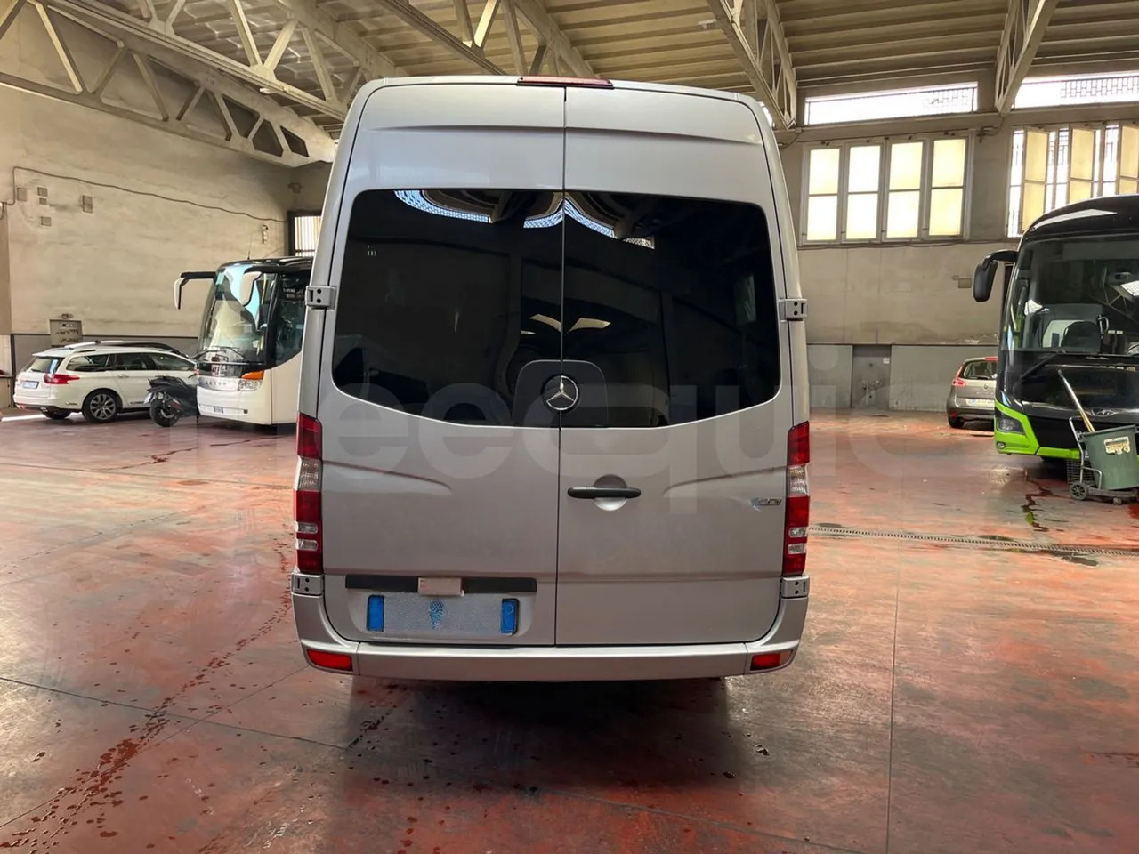 Mercedes-Benz Sprinter - מיניבוס, כלי רכב מסחרי לנוסעים: תמונה 5 Mercedes-Benz Sprinter - מיניבוס, כלי רכב מסחרי לנוסעים: תמונה 5