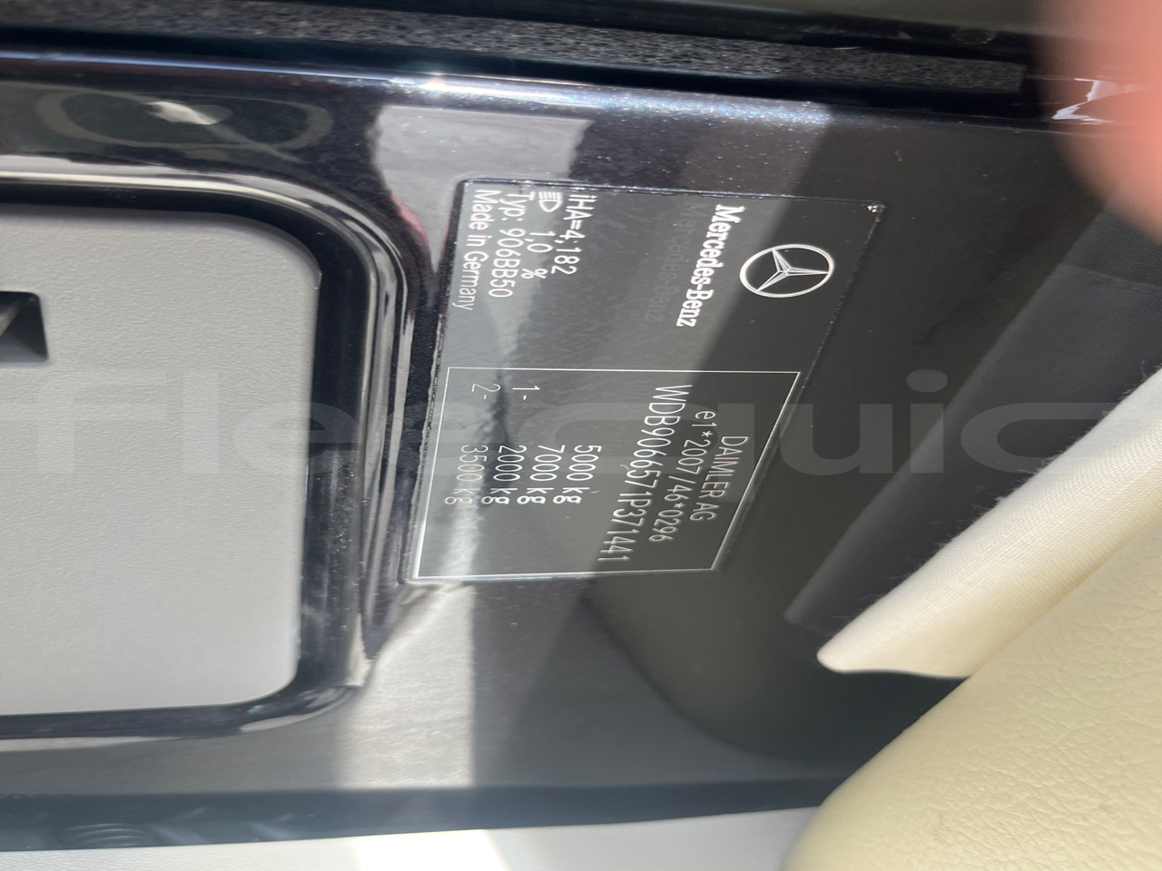 מיניבוס, כלי רכב מסחרי לנוסעים Mercedes-Benz Sprinter: תמונה 15