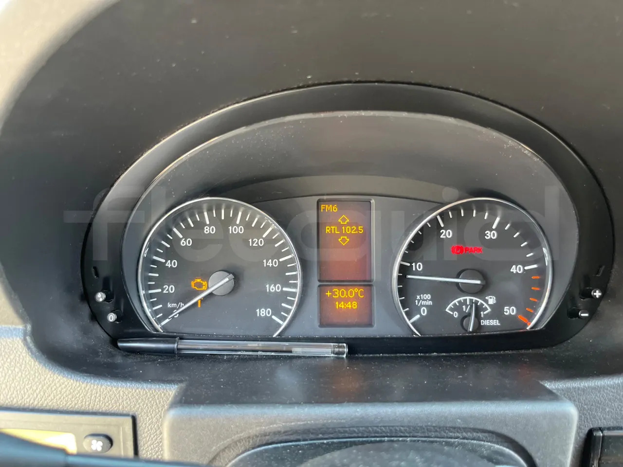 Mercedes-Benz Sprinter - אוטובוס פרברים: תמונה 3 Mercedes-Benz Sprinter - אוטובוס פרברים: תמונה 3